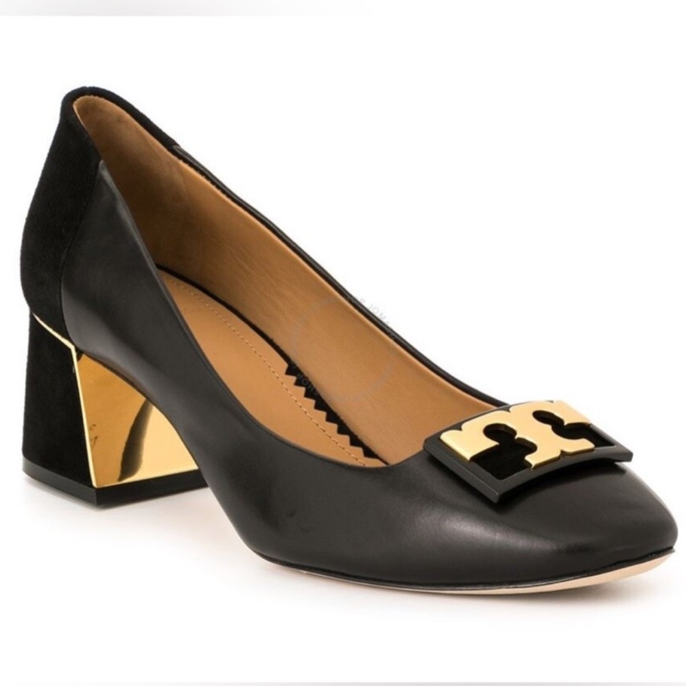 Tory Burch Round Toe Pump